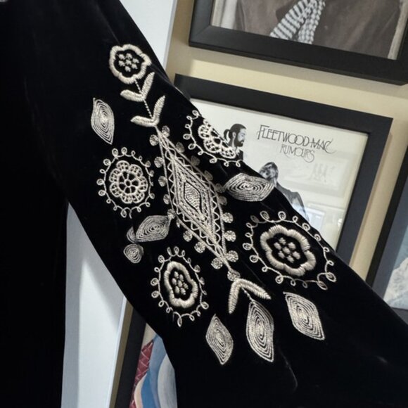 Johnny Was Embroidered Velvet Dress - Picture 4 of 6